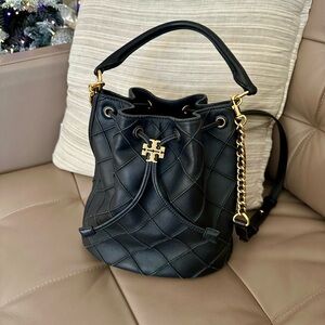 Tory Burch Black Quilted Shoulder Bag